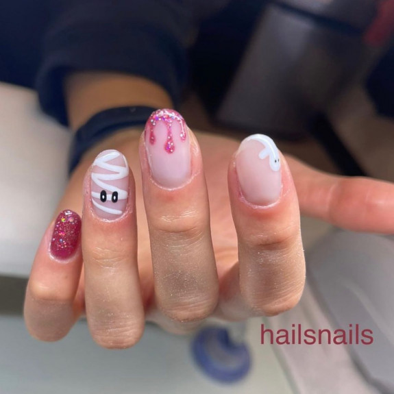 60+ Halloween Nails 2022 — Glitter Pink + Mummy Nails