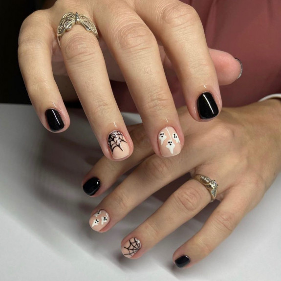 best halloween nails, halloween nails, pumpkin nails, halloween nails acrylic, spooky nails, ghost nails, halloween french tip nails, halloween nail designs, halloween nail ideas, cute halloween nails, halloween nails 2022