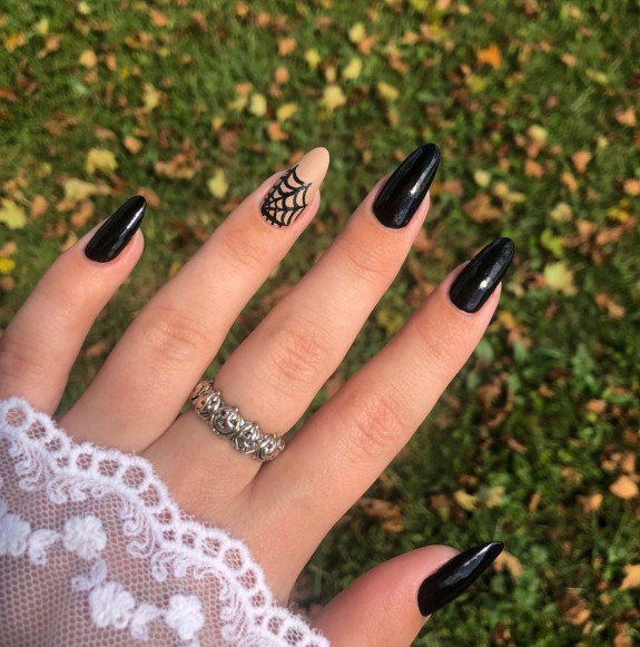 60 Halloween Nails 2022 — Spider Web Black Nails 5847