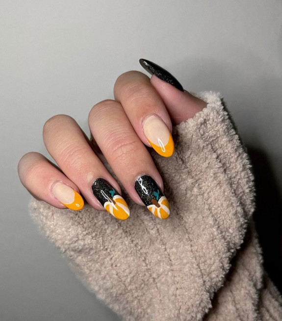 60+ Halloween Nails 2022 — Yellow Tip Black Nails