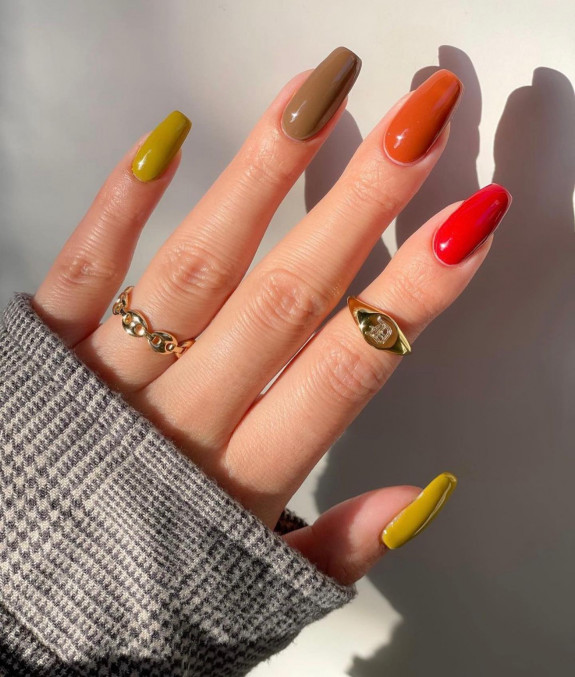 42 Best Fall Nail Trends of 2022 — Different Color Fall Nails