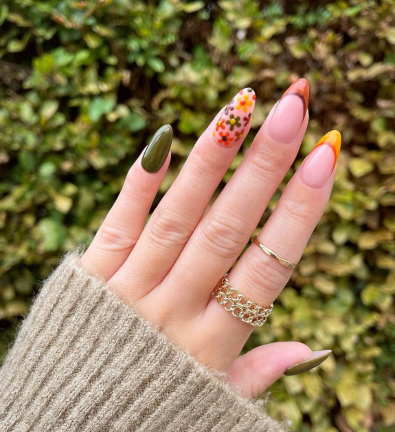 34 The Best Fall Nail Trends For 2022 — Burnt Orange Plaid + Black Nails
