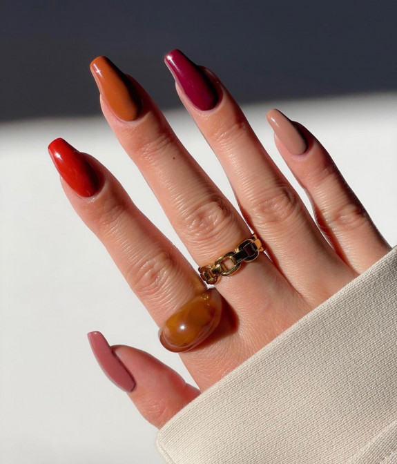 42 Best Fall Nail Trends of 2022 — Different Fall Colored Coffin Nails