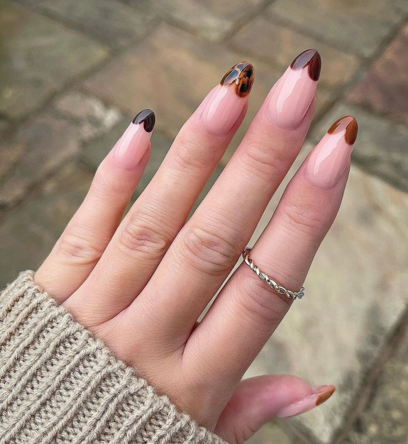 50+ Fall Nails That Are So Trendy — Tortoiseshell French Tip Nails