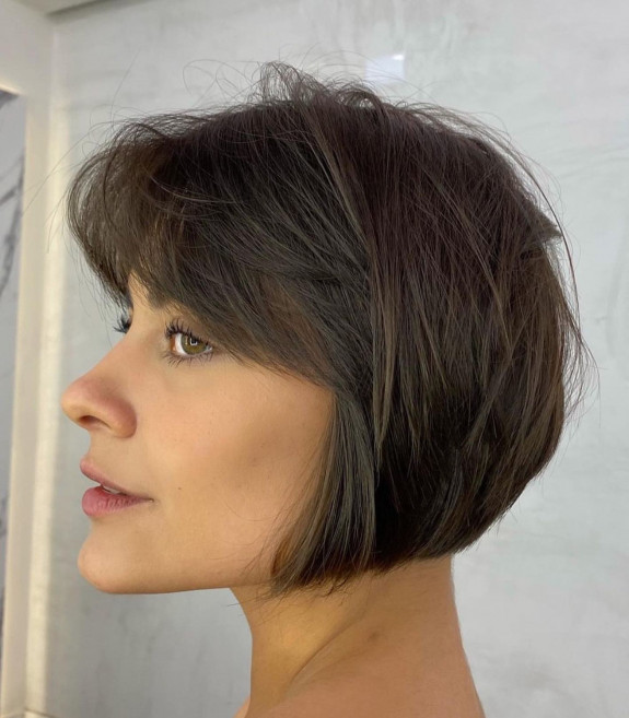 35 BEST Short Hair with Bangs Ideas for 2022 — Layered Bob with Bangs