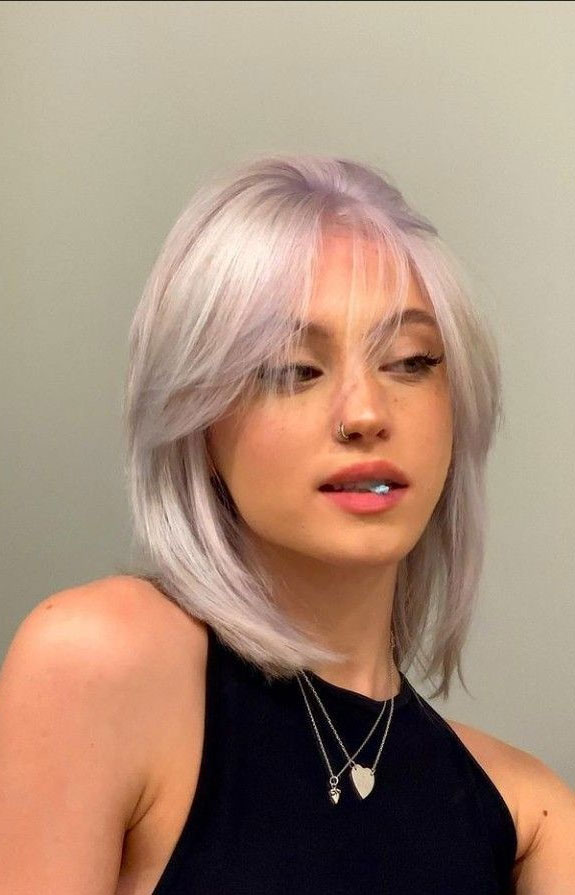 40 BEST Ways To Wear Wispy Bangs 2022 — Silver-Lavender Shoulder Length