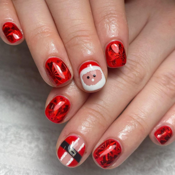 30 Red Festive Nail Designs  — Santa Christmas Short Nails