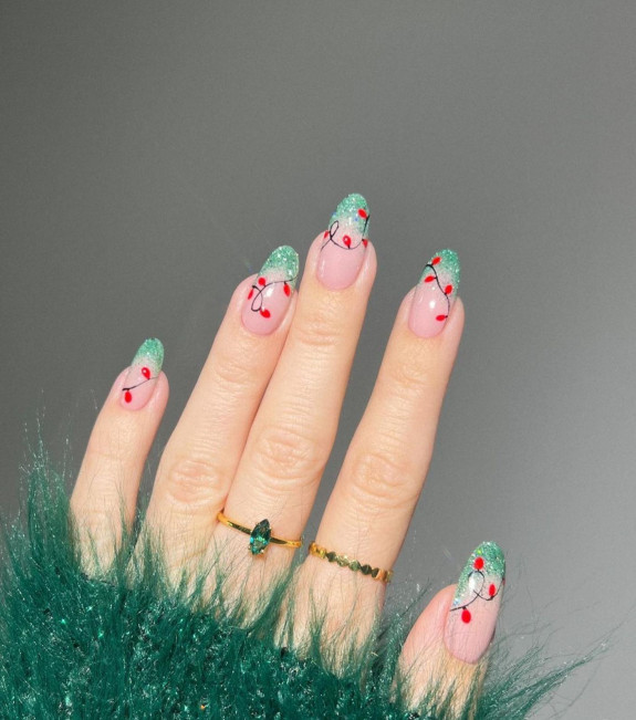 29+ Cute Christmas Nail Designs — Christmas Light + Glitter Green Tip Nails