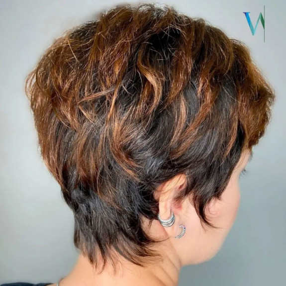 Brunette pixie with layered of copper