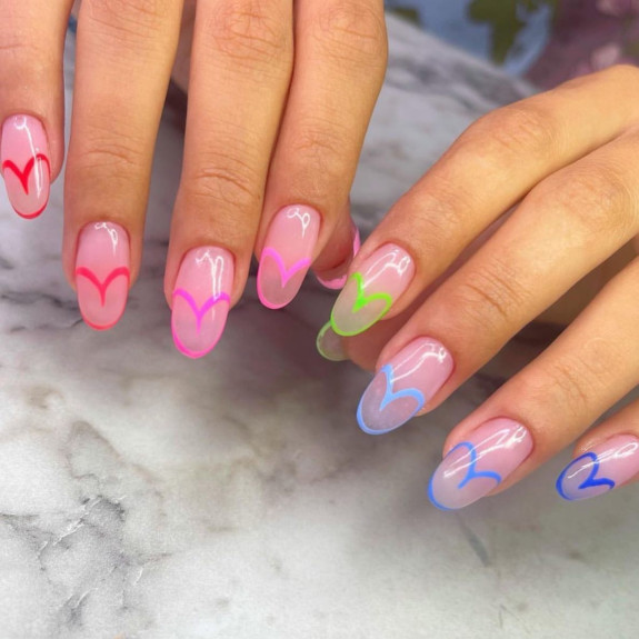 37 Awesome Valentines Nails — Outline Heart Tip Nails