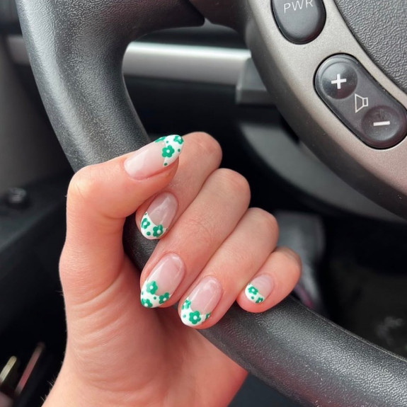 30 Cute Short Nail Ideas To Wear In 2023  — Green Flower White Tip Nails