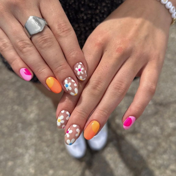 Flower & Coloful Color Block Nails