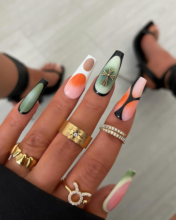 30 Groundbreaking Fall Nail Designs : Bold Geometric & Soft Pastels