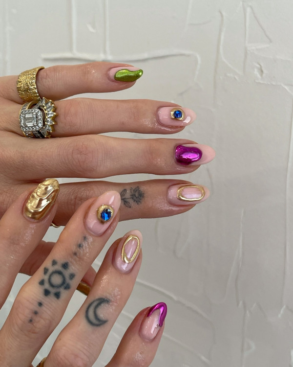 30 Groundbreaking Fall Nail Designs : Eclectic Gemstone Chic