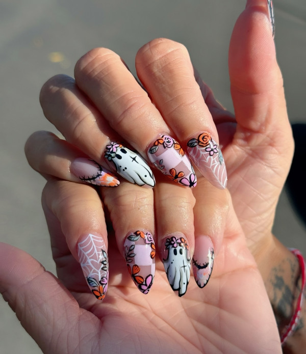 40 Hauntingly Beautiful Halloween Nail Ideas : Floral Ghost Garden