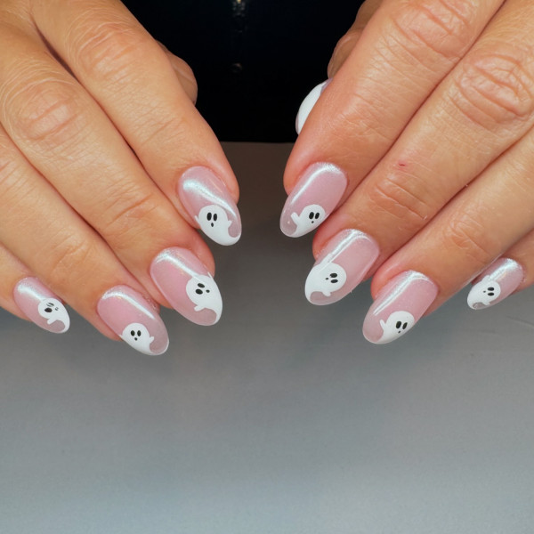 40 Spooky Short to Medium Halloween Nail Ideas : Ghostly French Tips