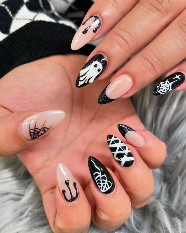 40 Hauntingly Beautiful Halloween Nail Ideas : Monochrome Spook Fest