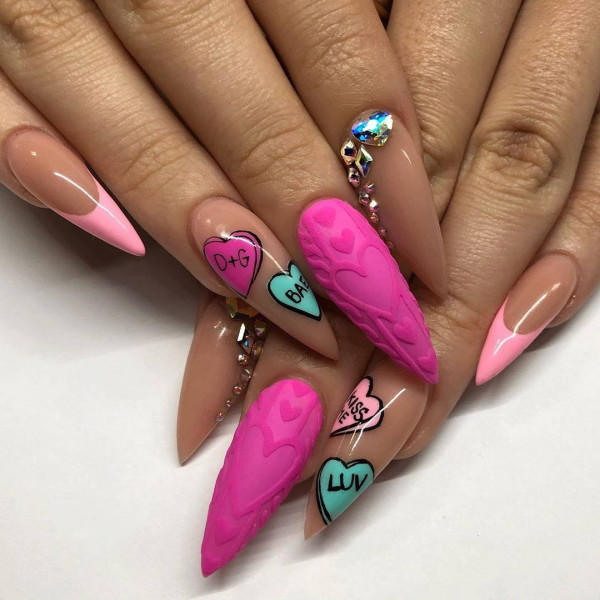 Edgy Mix Design Stiletto Valentine's Nails, Best Valentine's Day Nails ideas, Valentine's Nails, Valentine nails, Valentine's day nails, cute Valentine's nail art