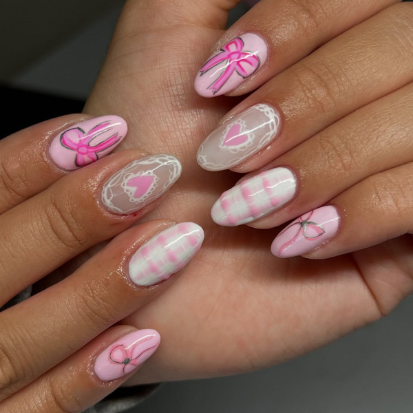 Pretty in Pink Nails with Cute Bows and Hearts, Best Valentine's Day Nails ideas, Valentine's Nails, Valentine nails, Valentine's day nails, cute Valentine's nail art