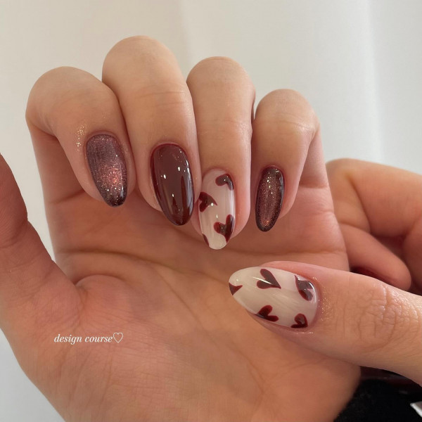 Romantic Heart-Printed Nails with a Shimmering Twist, Best Valentine's Day Nails ideas, Valentine's Nails, Valentine nails, Valentine's day nails, cute Valentine's nail art