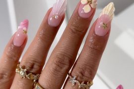 3D Floral and Shell Almond Nails in Soft Pastels