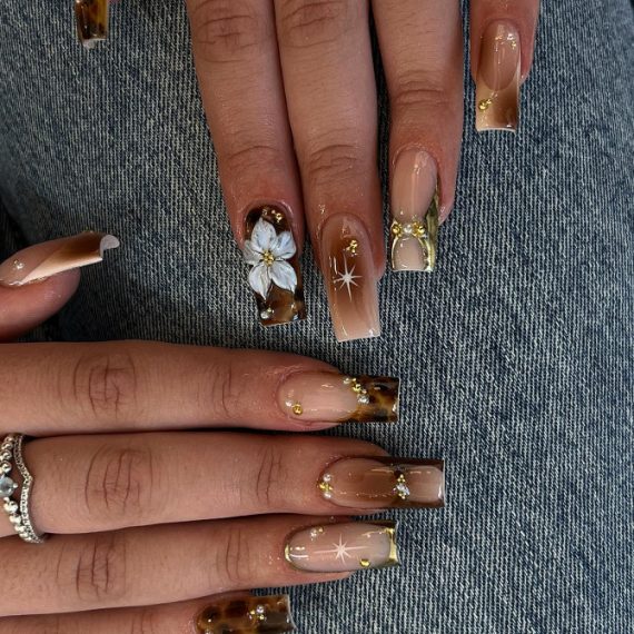 Elegant Square Nails with Flower, Tortoise Tips and Gold Details
