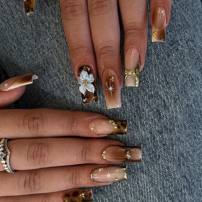 Elegant Square Nails with Flower, Tortoise Tips and Gold Details