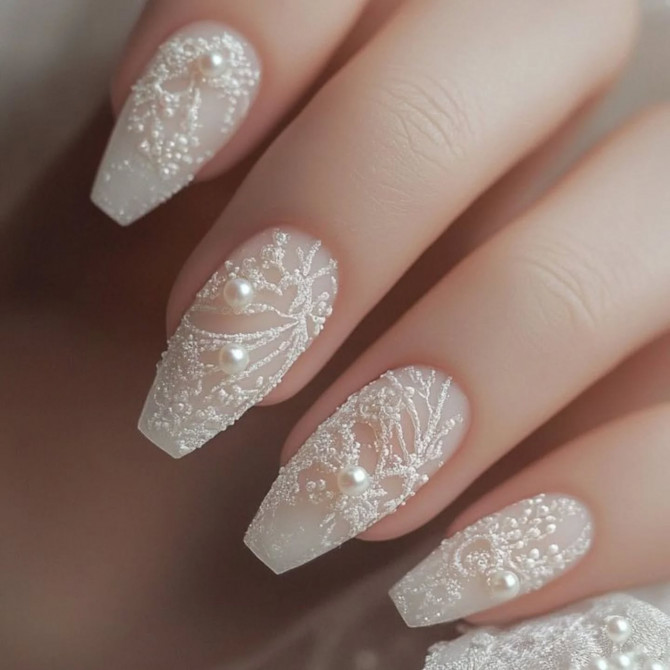 Bridal acrylic nails with pearls
